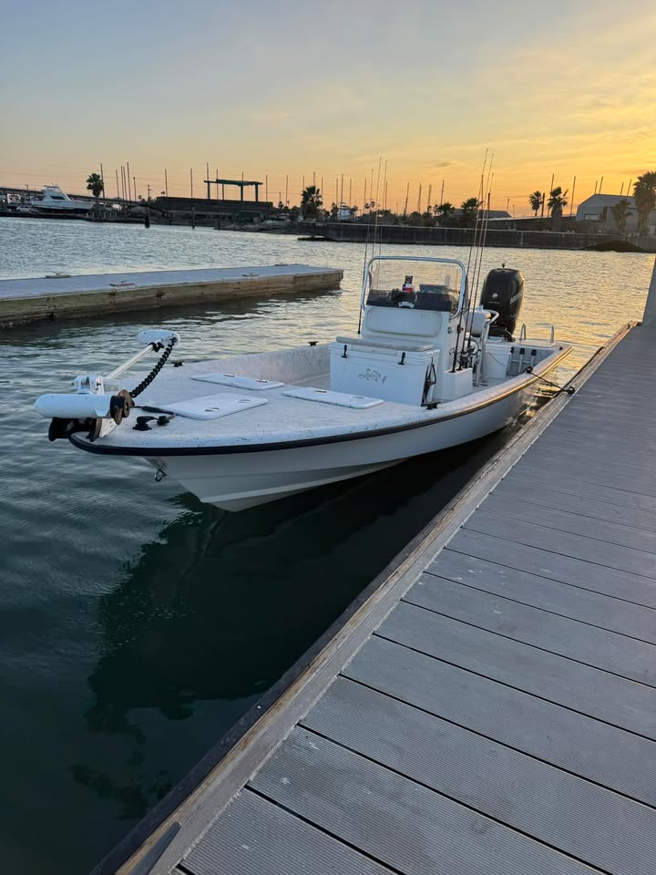 Bay charter boat