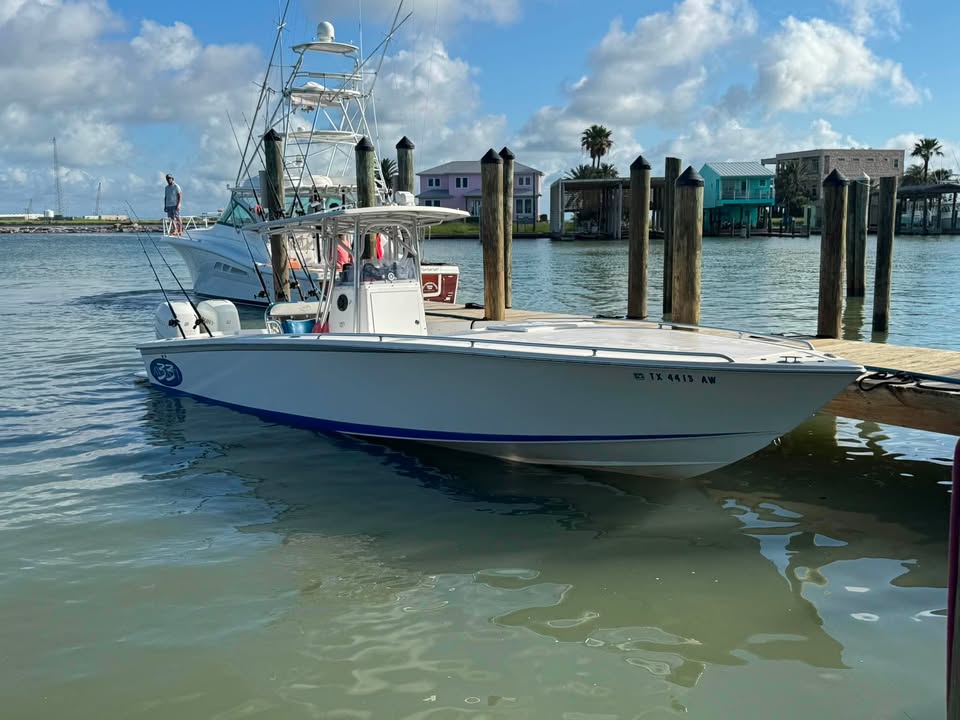 Reel Threel charter boat docked